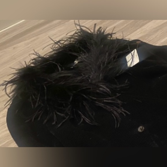 REAL Feather Trim 🪶 Valerie Stevens Black Chenille Luxe Cardigan ✨ - Picture 5 of 6